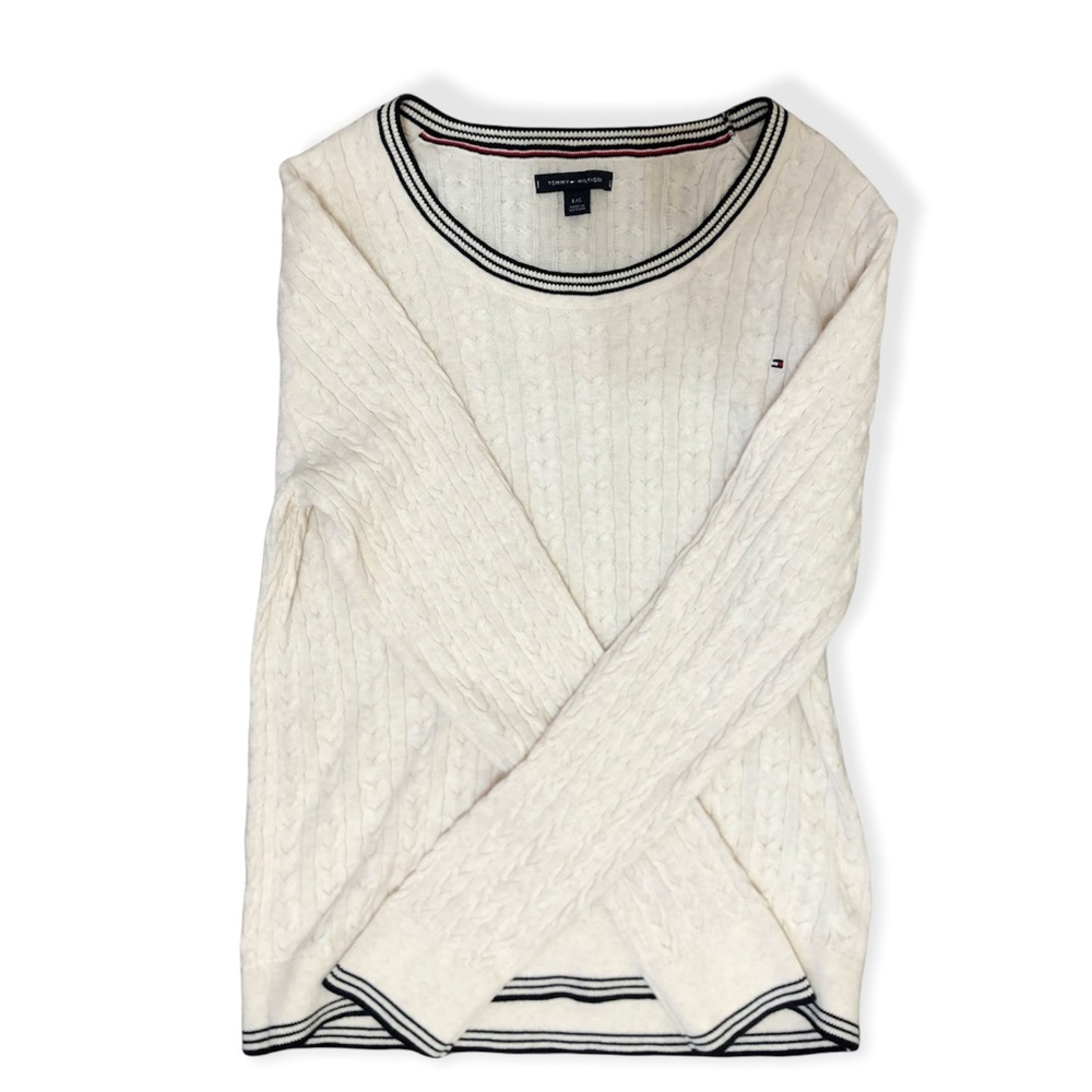 EUC Tommy Hilfiger Sweater - Picture 3 of 4